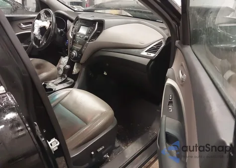 2016 Hyundai Santa Fe Sport 2.4L z USA, uszkodzony, nr VIN 5XYZUDLB1GG352105